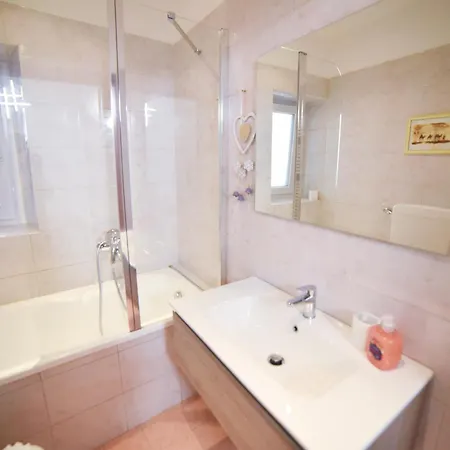 Apartment Aria Di Sale Trieste